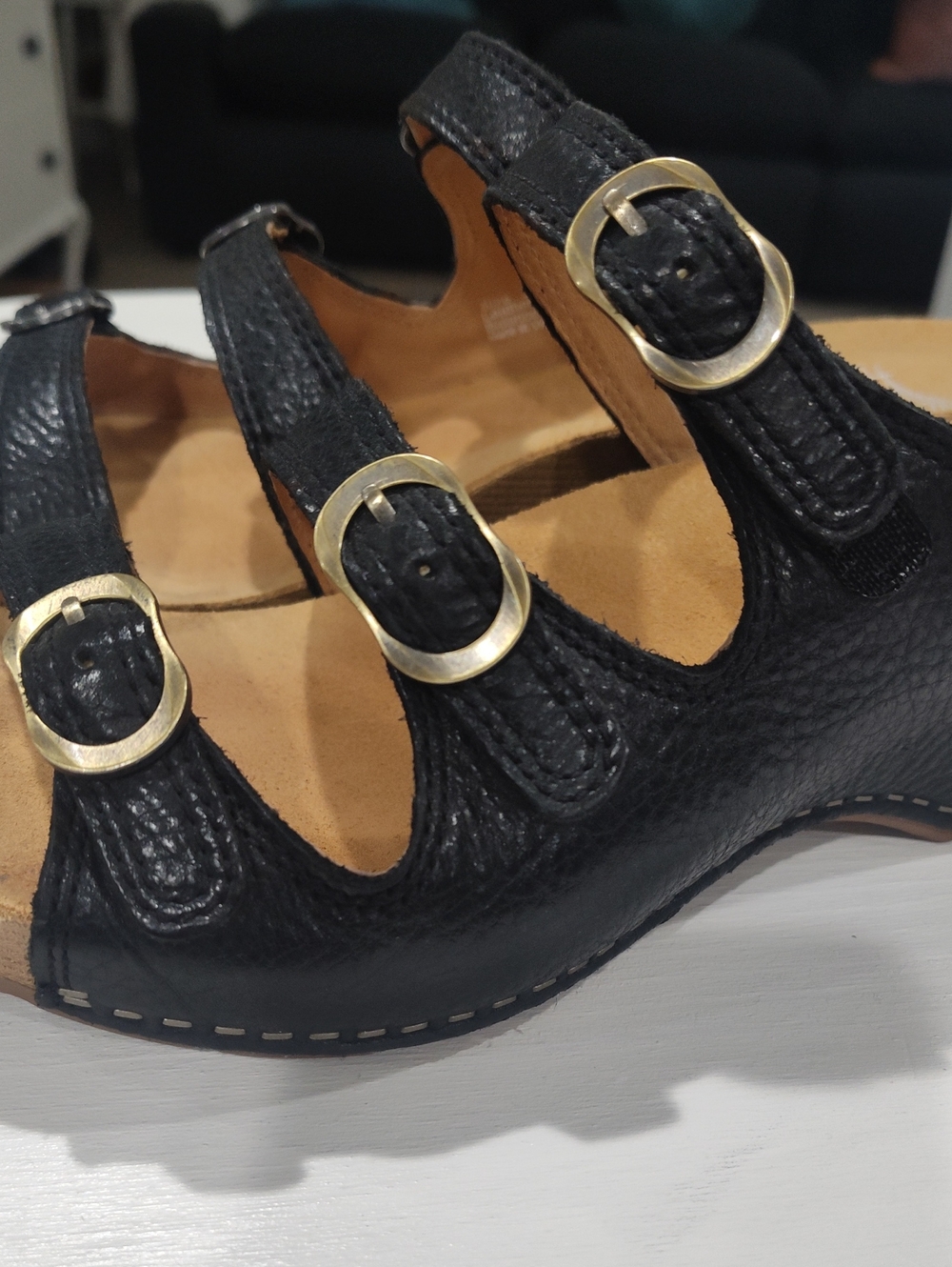 Dansko Tarin Black Leather Triple-Buckle Slide Wedge Sandals Size 38 - Picture 9 of 11